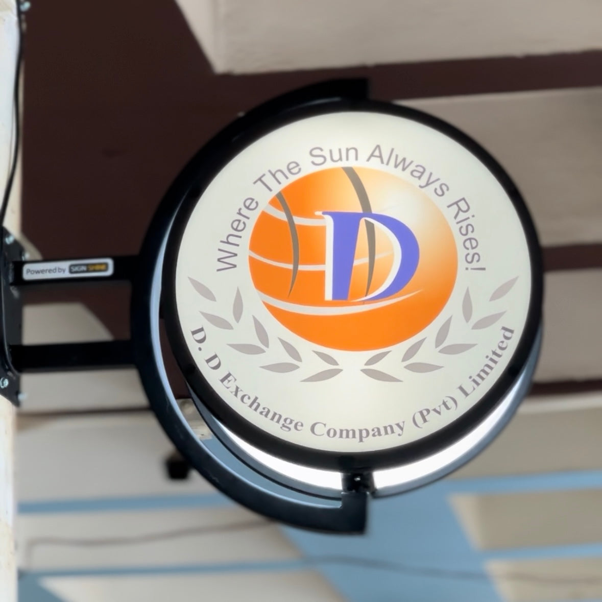 Rotating LED Acrylic Flange Sign Board – Custom Vinyl Printed Round Board for Shops in Pakistan.