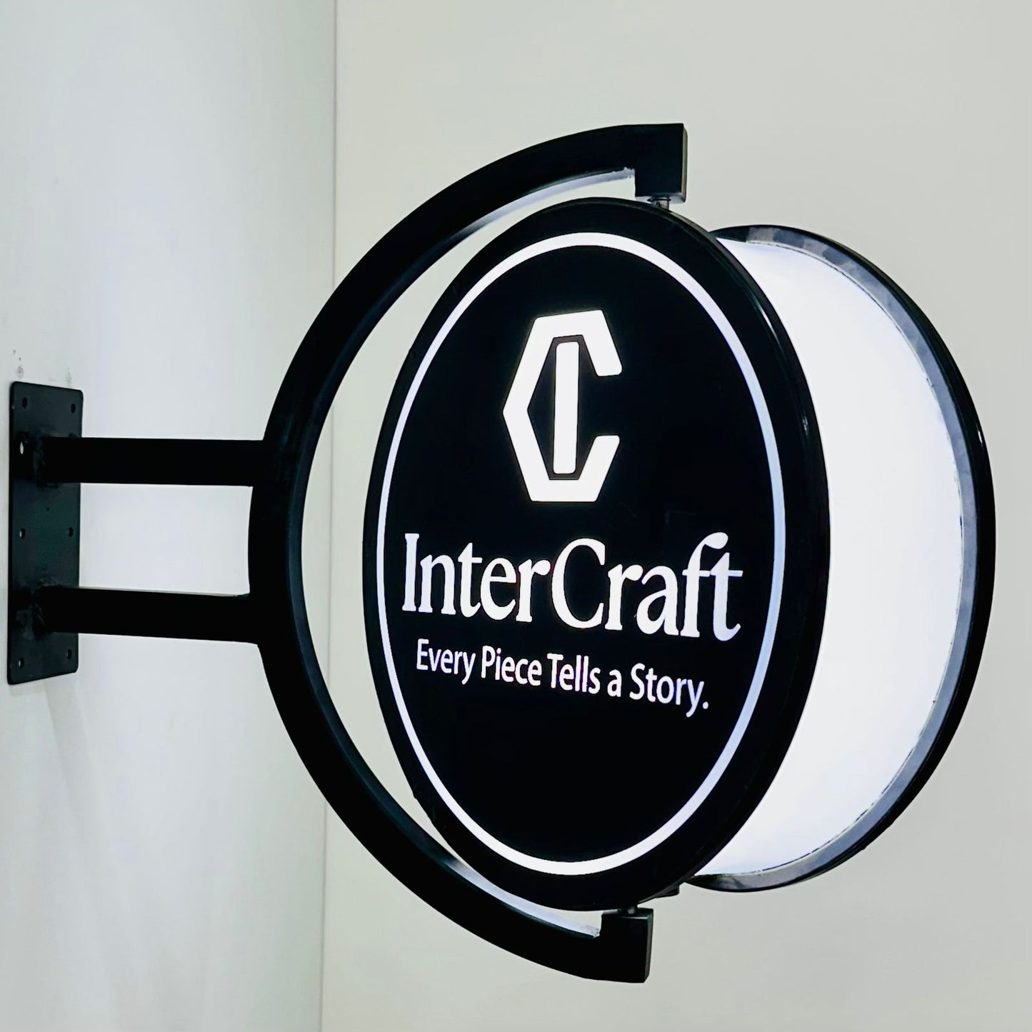 Rotating LED Acrylic Flange Sign Board – Custom Vinyl Cut Round Board for Shops in Pakistan.